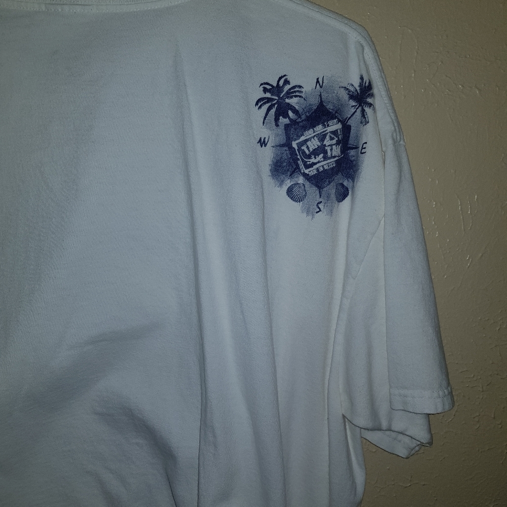 Tshirt - Picture 2 of 2